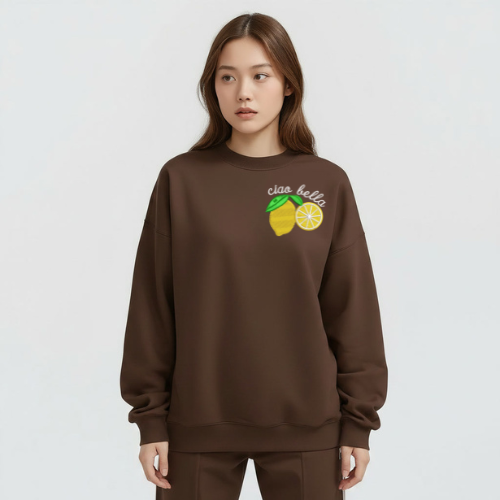 Crewneck Marrón Bordado Ciao Bella – Franela Premium 24/1