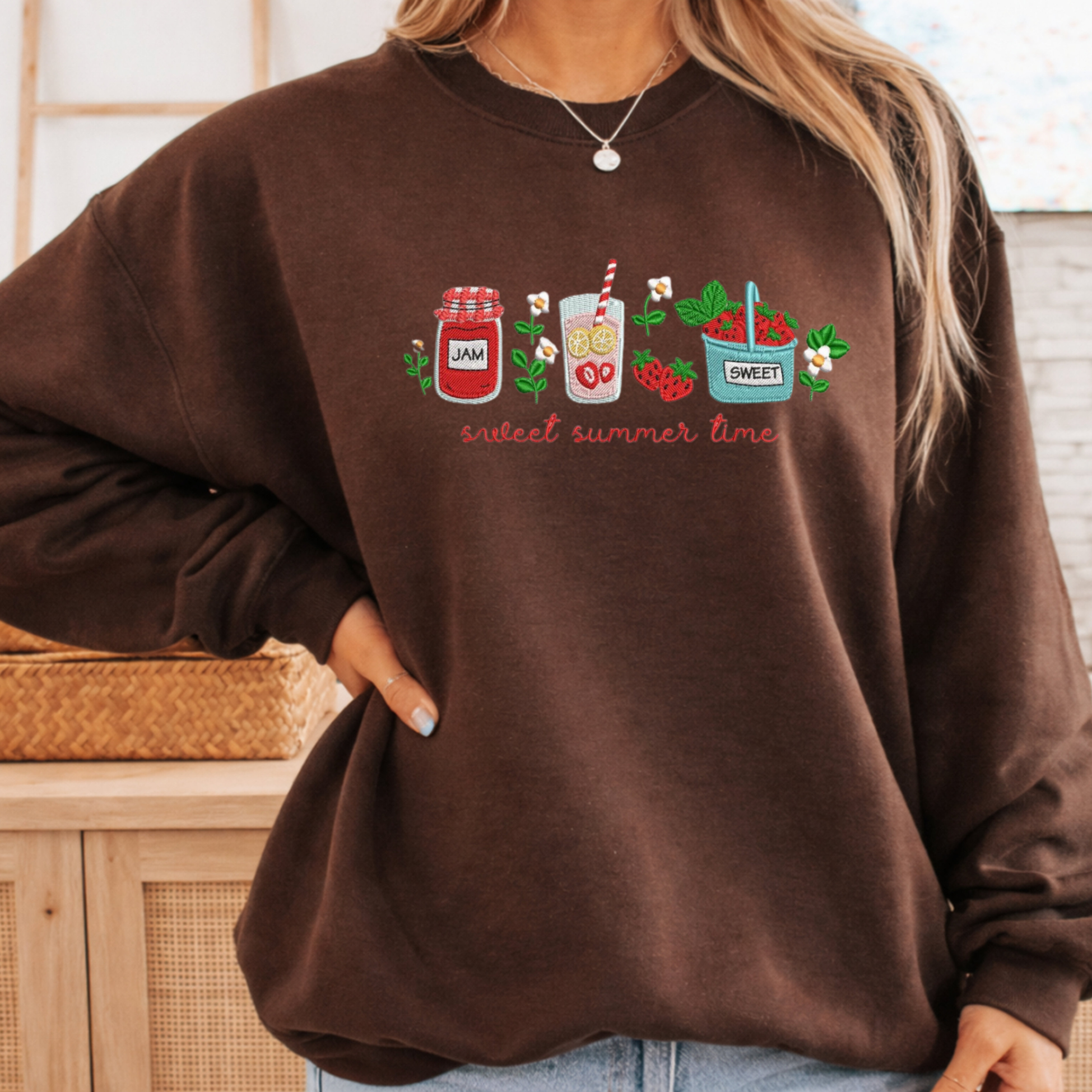 Sudadera Marrón Mujer Bordado Sweet Summer Time Fresas